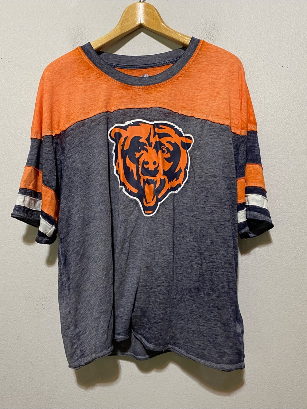Chicago Bears Women's NFL Team Apparel Navy/Orange Short Sleeve Tee XL Football